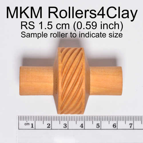 MKM Small Handle Roller (MKM RS-007) Debossed Dots