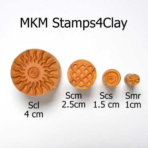 MKM Small Round Stamp (MKM SCS-061) Four Leaf Clover