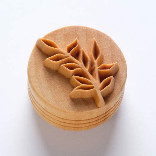 MKM Large Round Stamp (MKM SCL-136) Leaves on a Branch