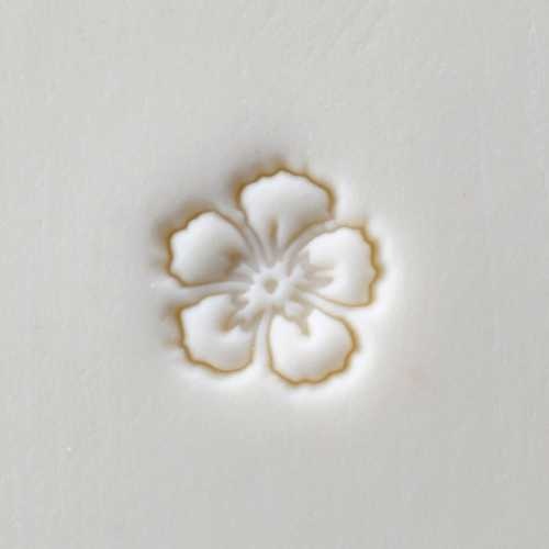 MKM Small Round Stamp (MKM SCS-184) Hibiscus Flower Outline