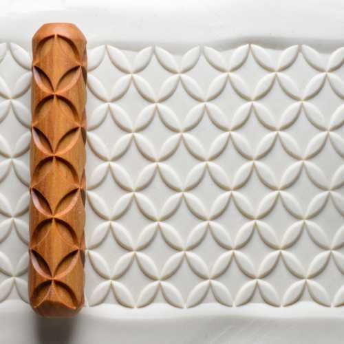 MKM Big Hand Roller (MKM BHR-135) Diamonds in Circles