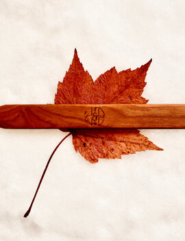 Wattle and Daub Point Knife + Round