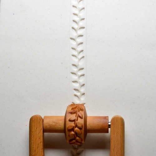 MKM Small Handle Roller (MKM RS-026) Leafy Vine
