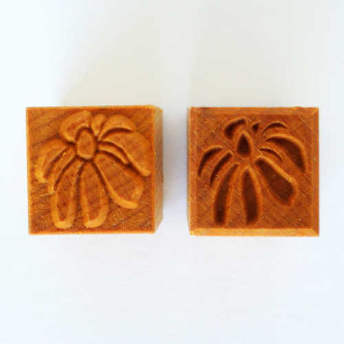 MKM Medium Square Stamp (MKM SSM-102) Coneflower
