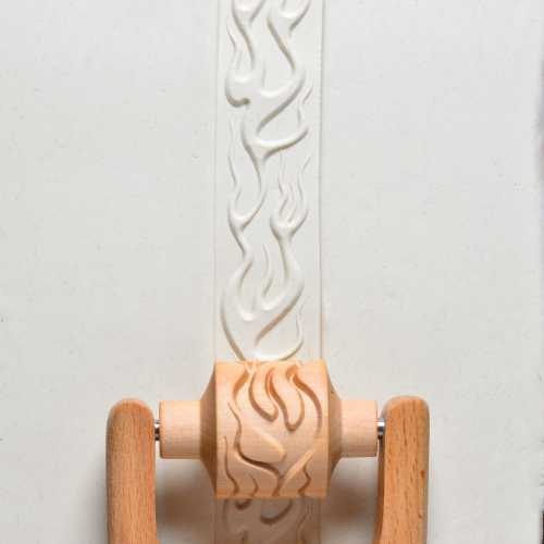 MKM Medium Handle Roller (MKM RM-055) Fire