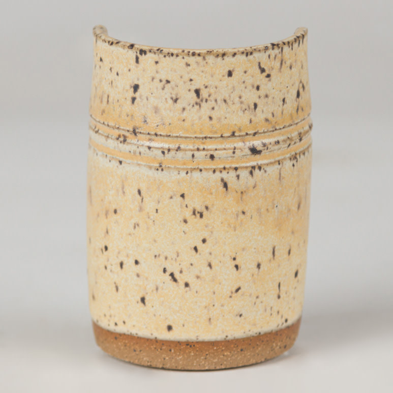 Mayco SW-172 Macadamia Stoneware Pint