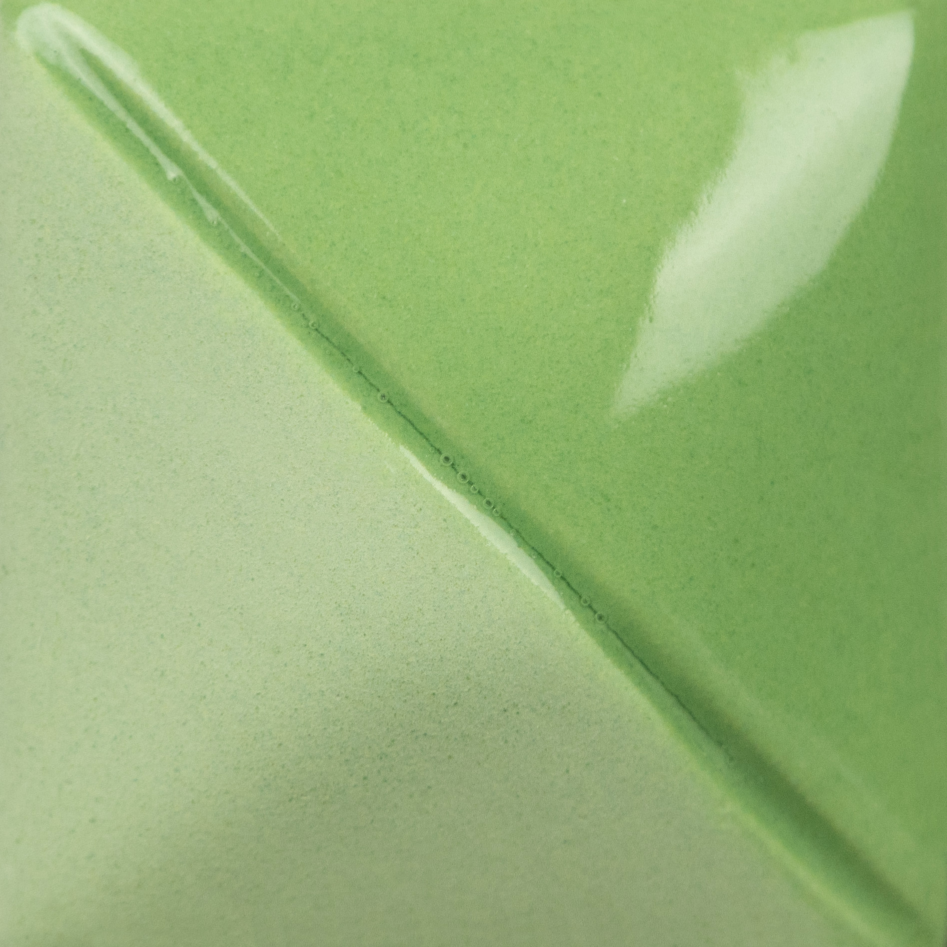 Mayco UG-090 Green Mist Underglaze