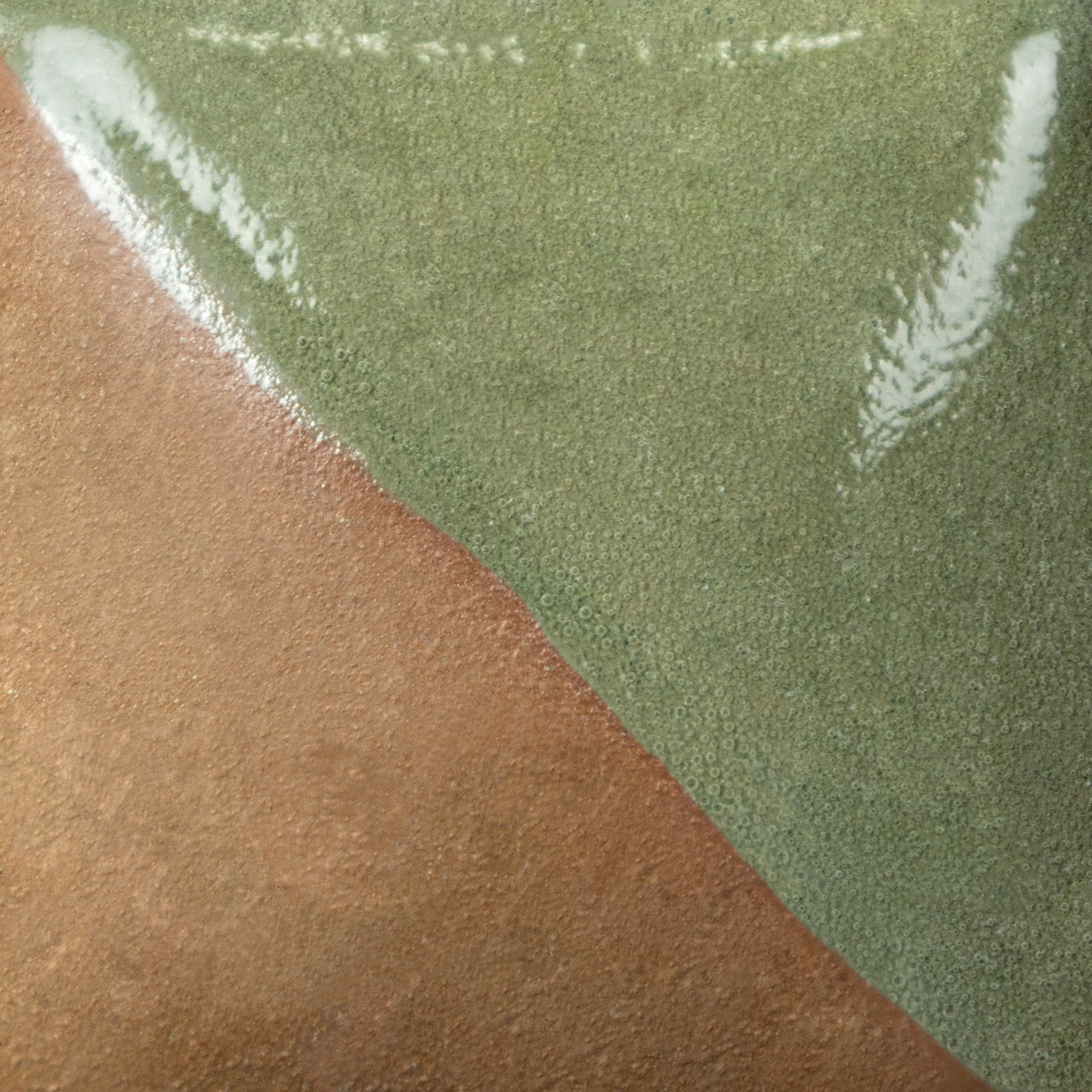 Mayco UG-198 Dark Grey Underglaze