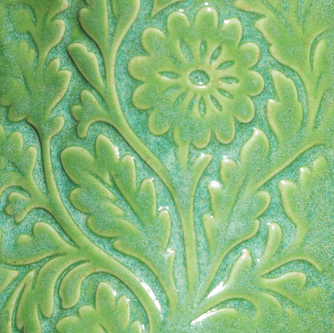Savvy Sons Floral Tile 4" Resin Hand Roller