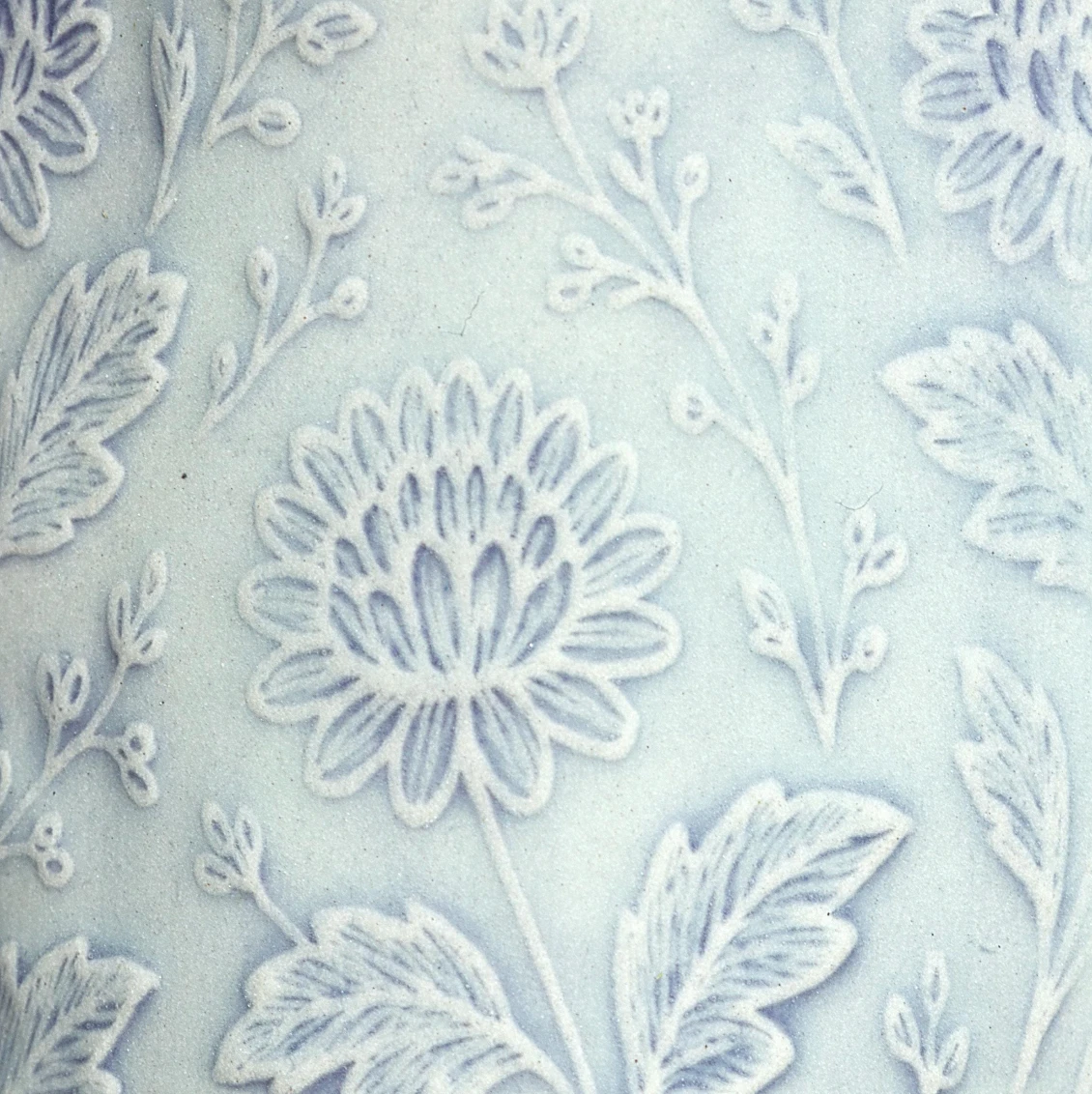 Savvy Sons Vintage Flowers 4" Resin Hand Roller