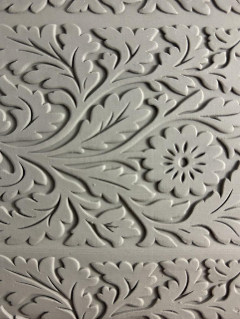 Savvy Sons Floral Tile 4" Resin Hand Roller
