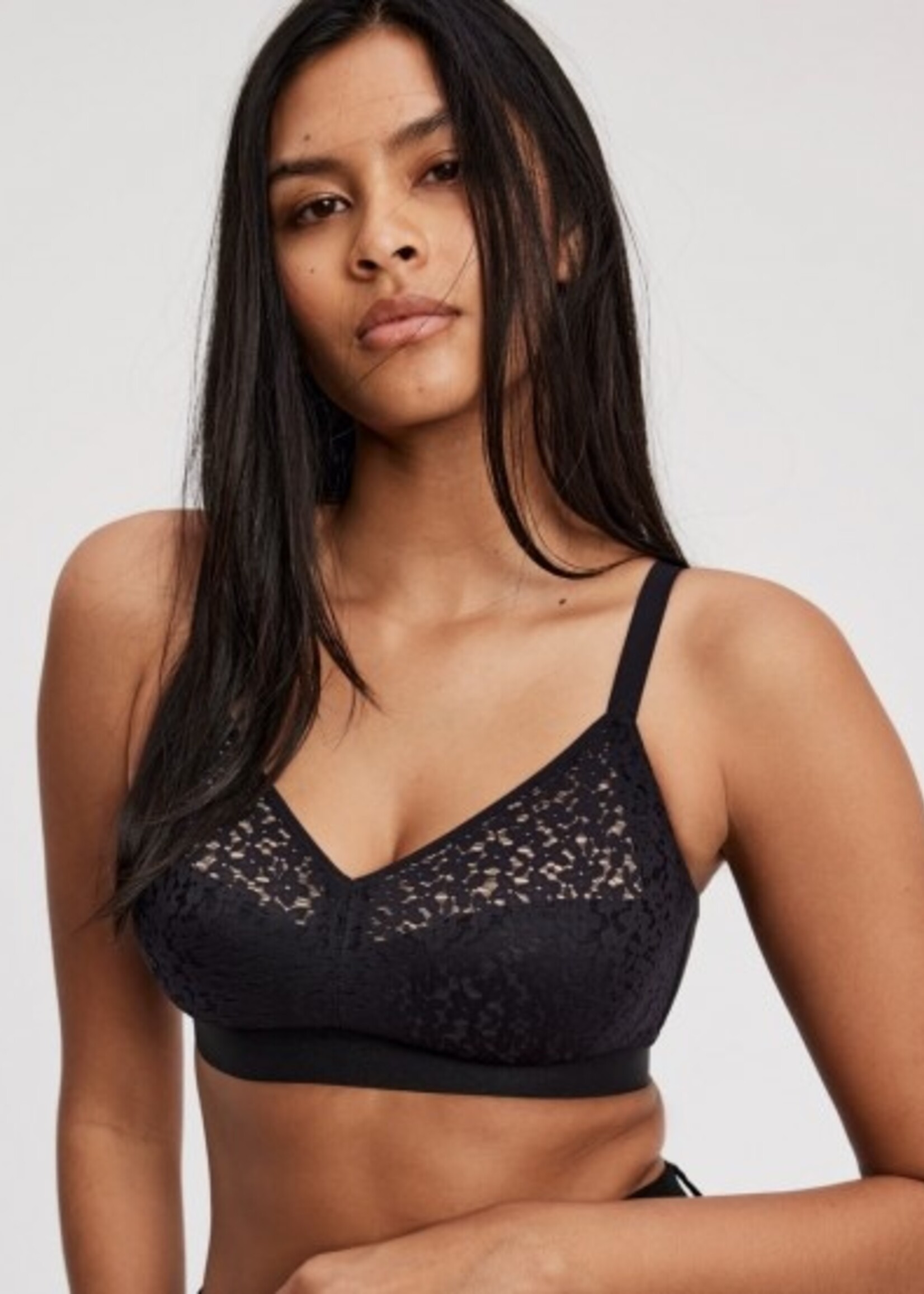 Chantelle Norah Wirefree