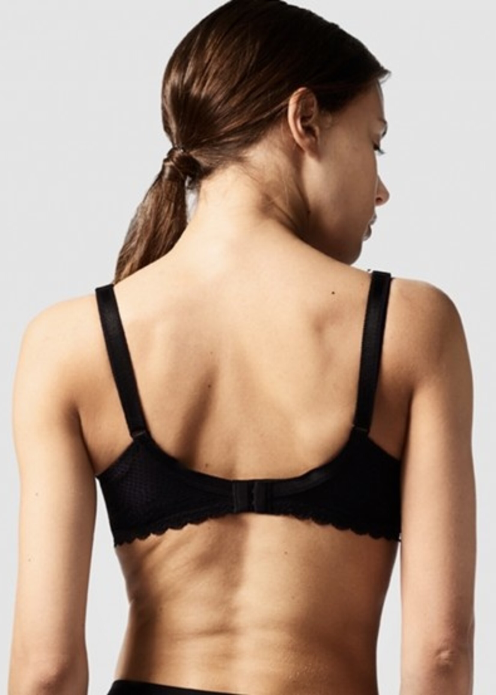 Chantelle Parisian Allure Plunge T-shirt Bra