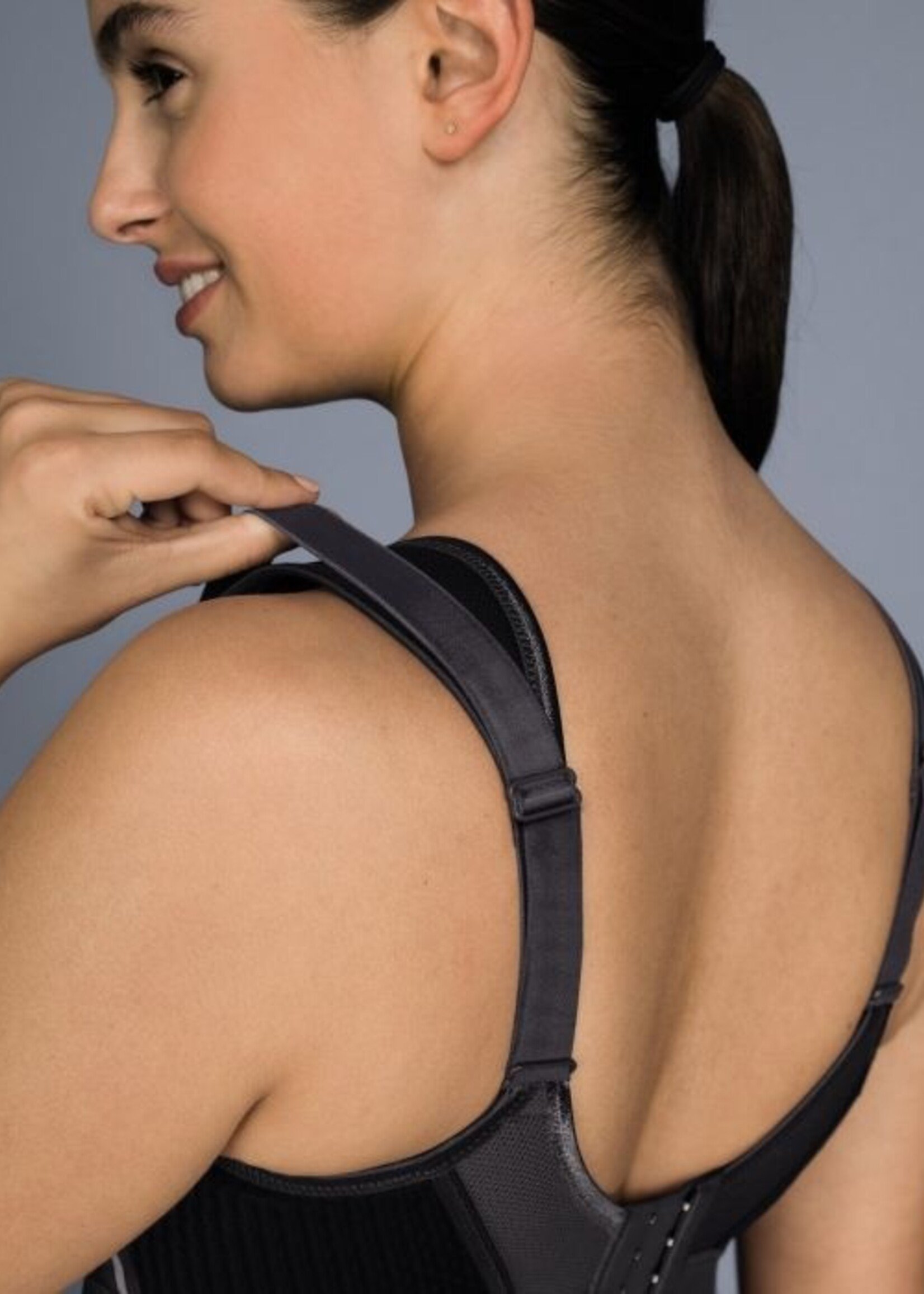 Anita Extreme Control