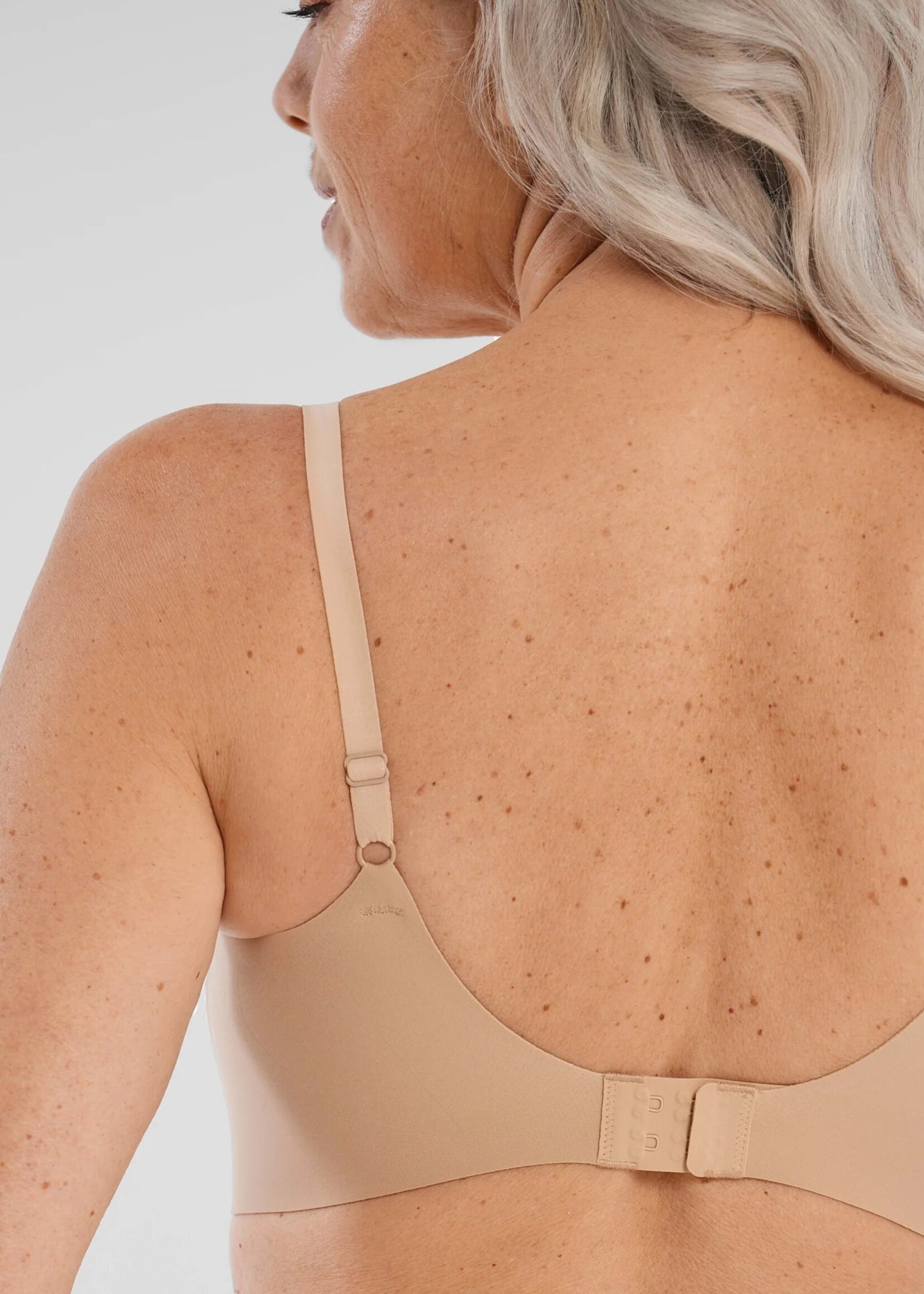 Evelyn & Bobbie STARLETTE PLUNGE BRA