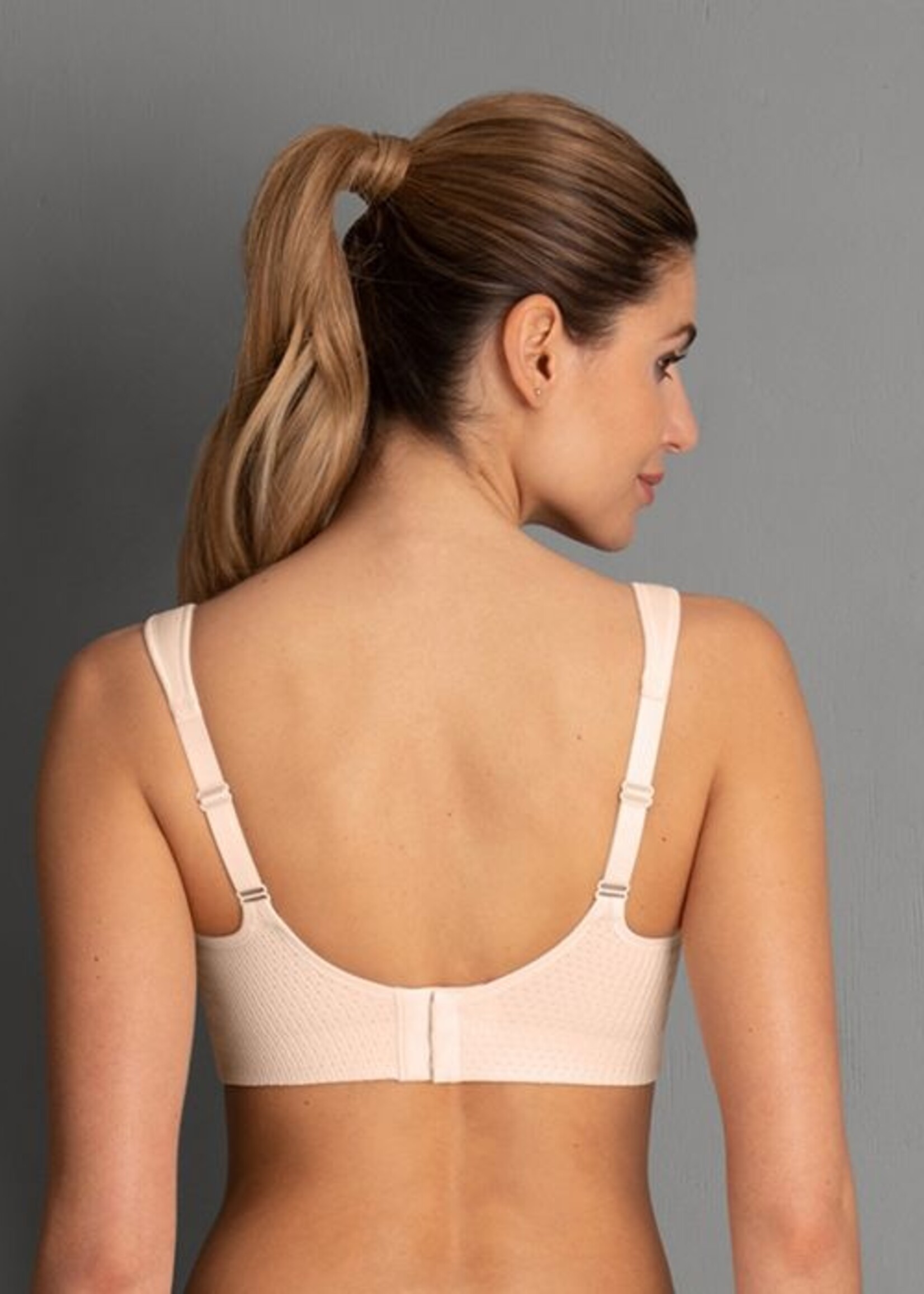 Anita Anita Sports Bra w/ Air Control DeltaPad
