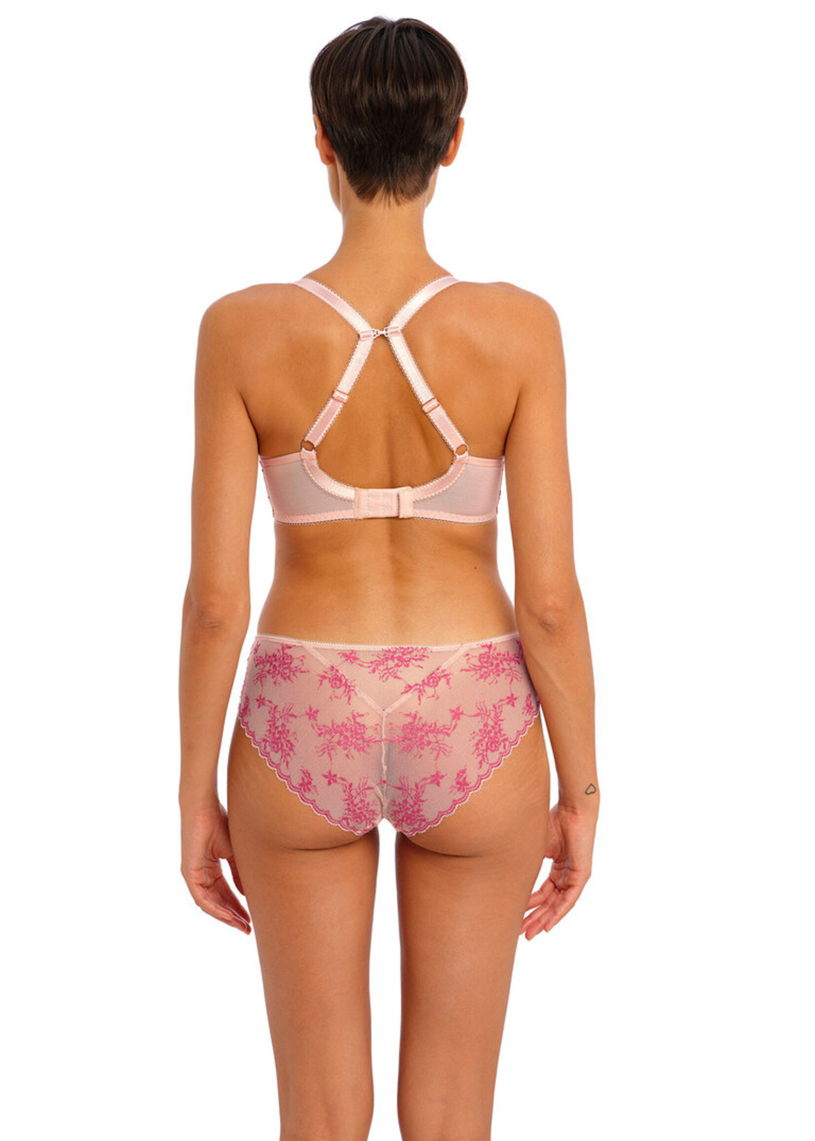 Freya Offbeat Decadence