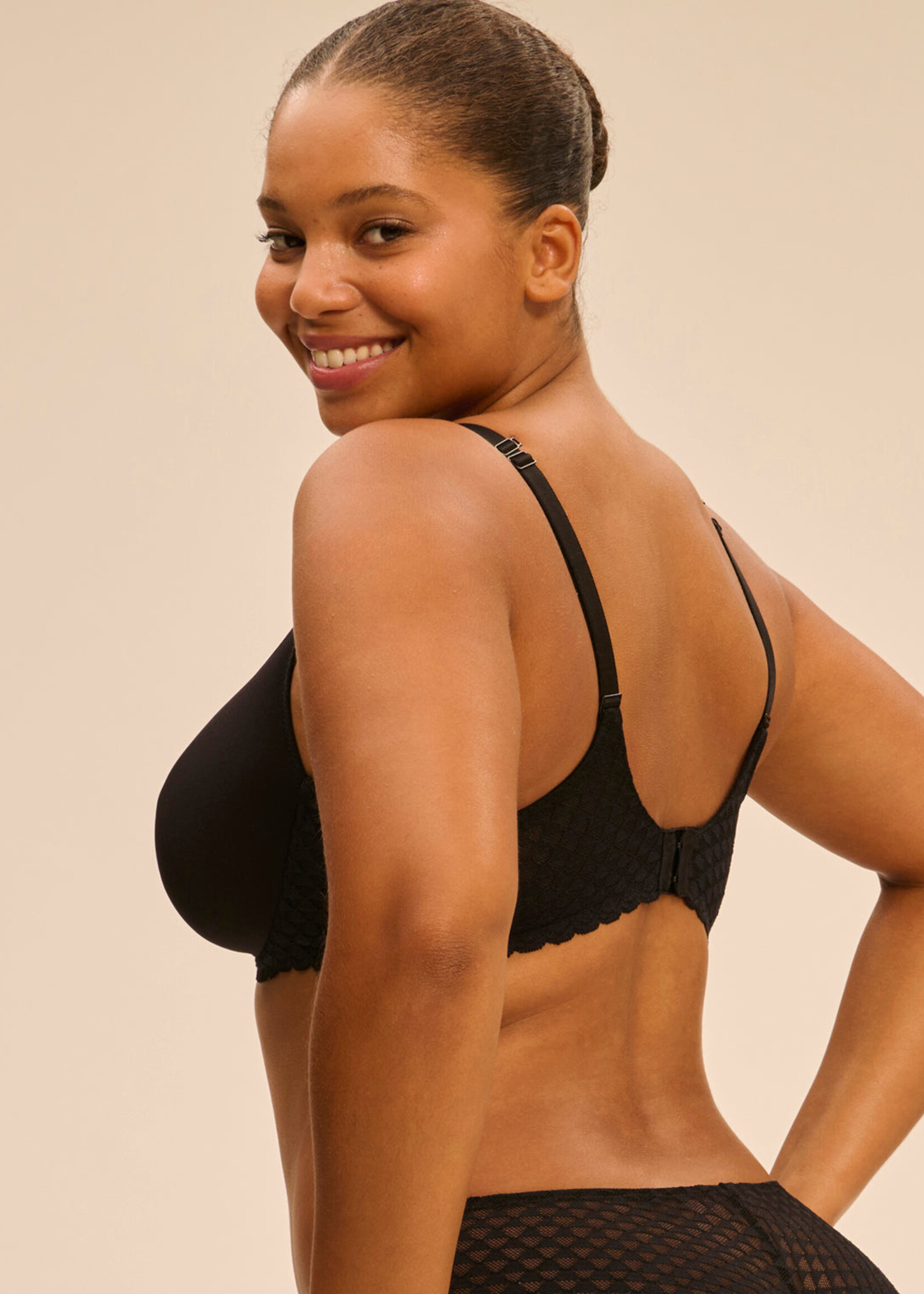 Simone Perele Subtile 3D Plunge