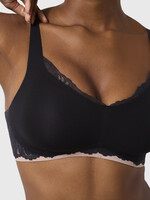 Evelyn & Bobbie Smooth Lace Beyond Bra