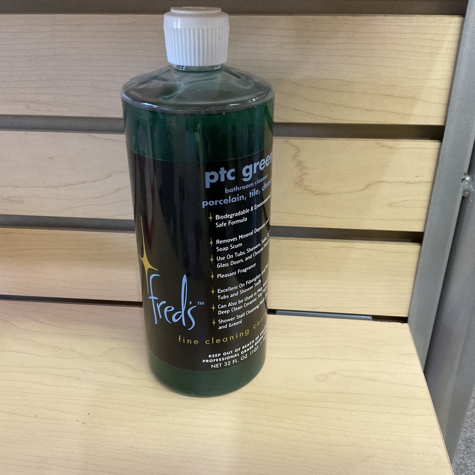 Fred’s pts green Bathroom Cleaner