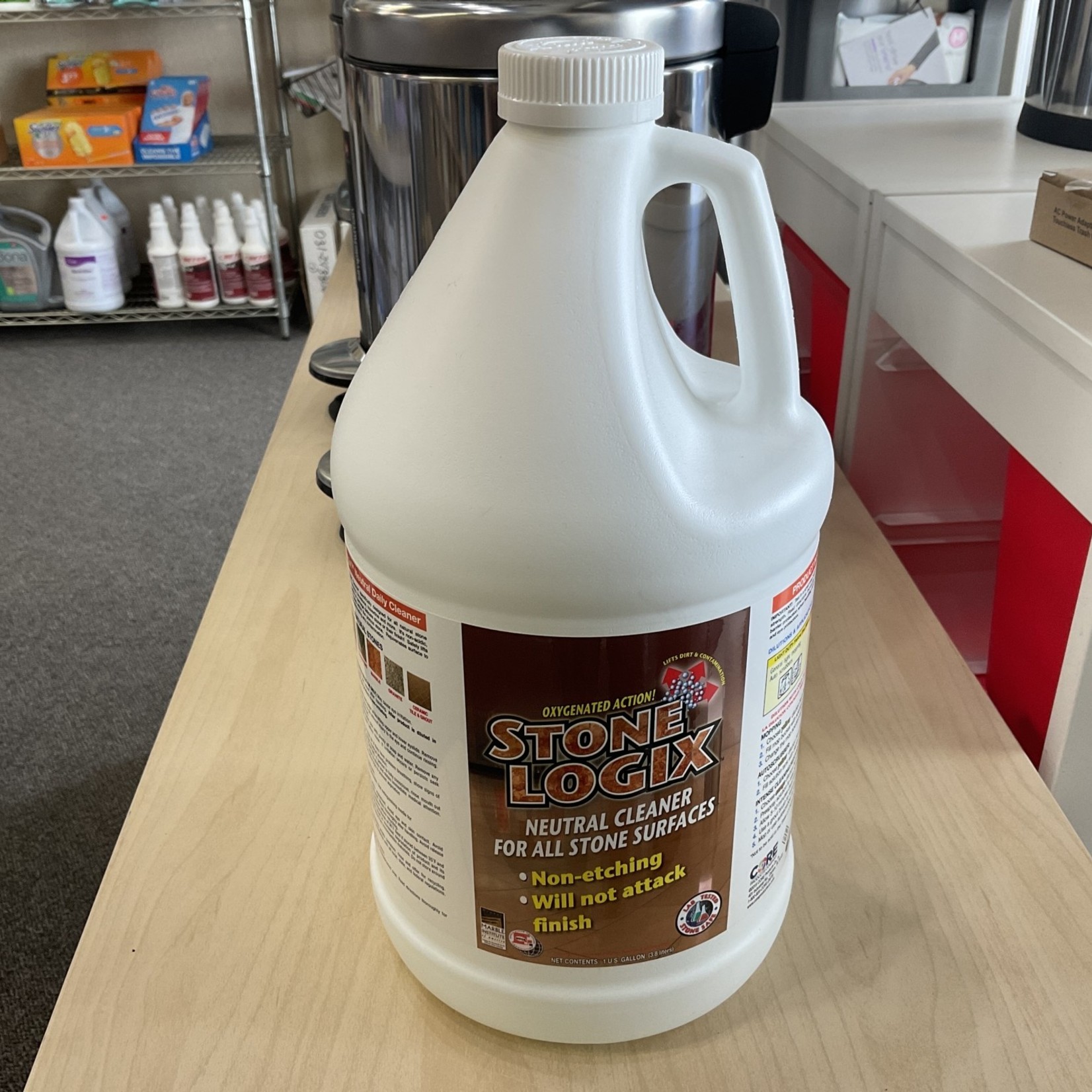 Stone Logix Neutral Cleaner for All Stone Surfaces 1 gallon