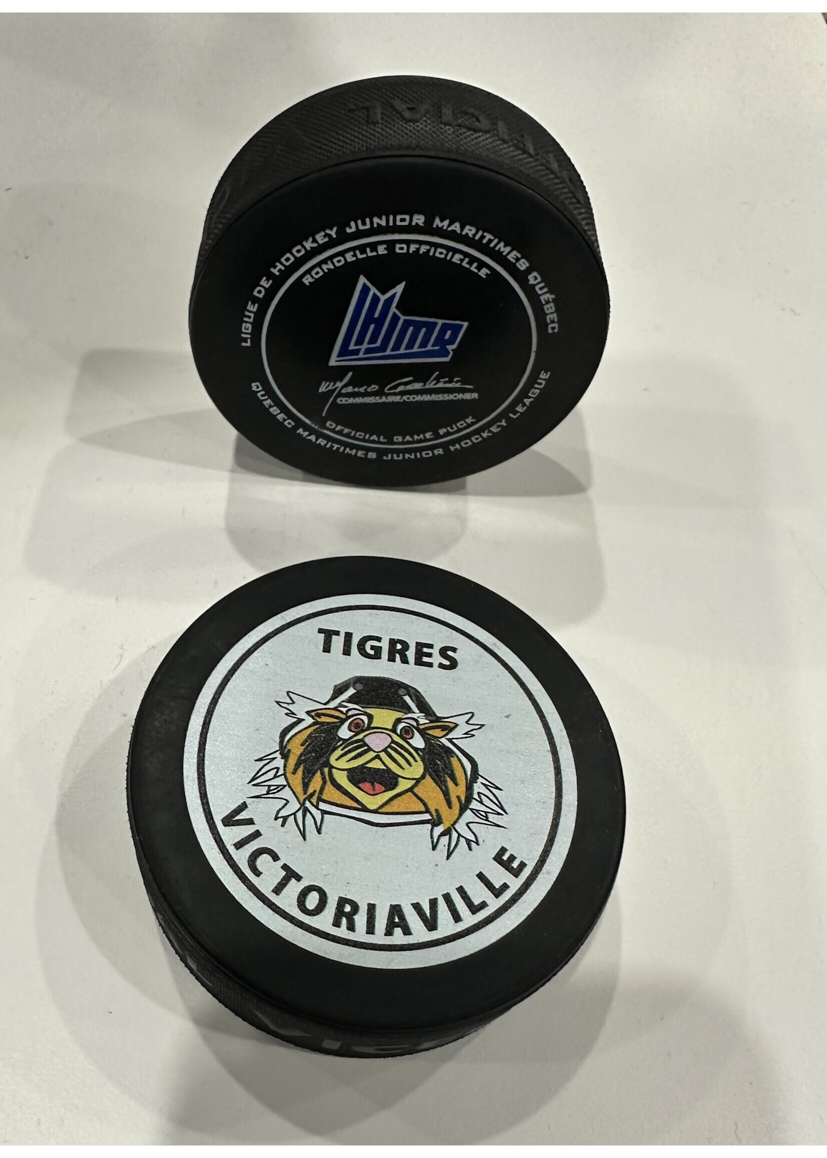 official game puck Rondelle officielle toutou