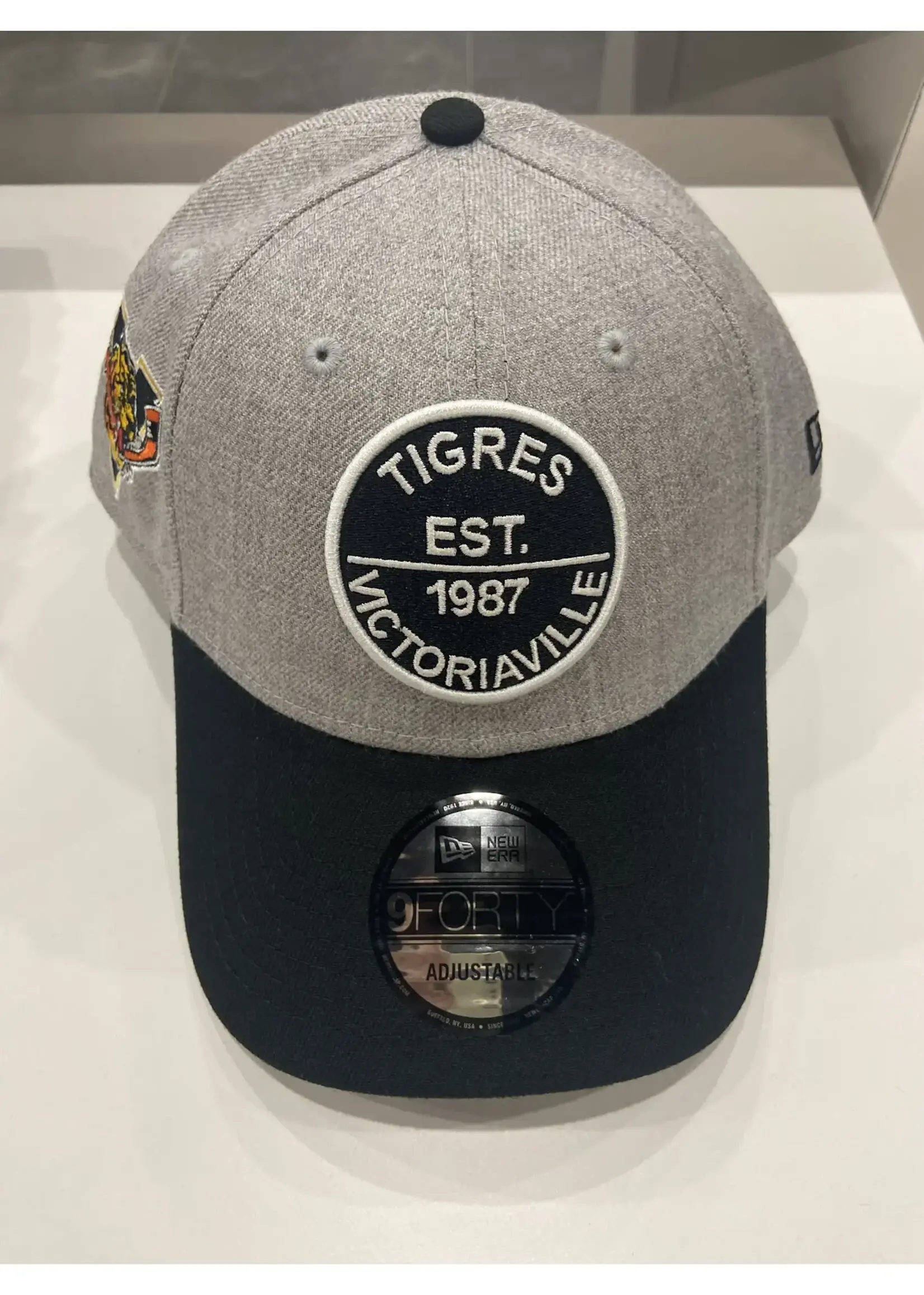 NEW ERA Casquette New Era round logo grise et noire