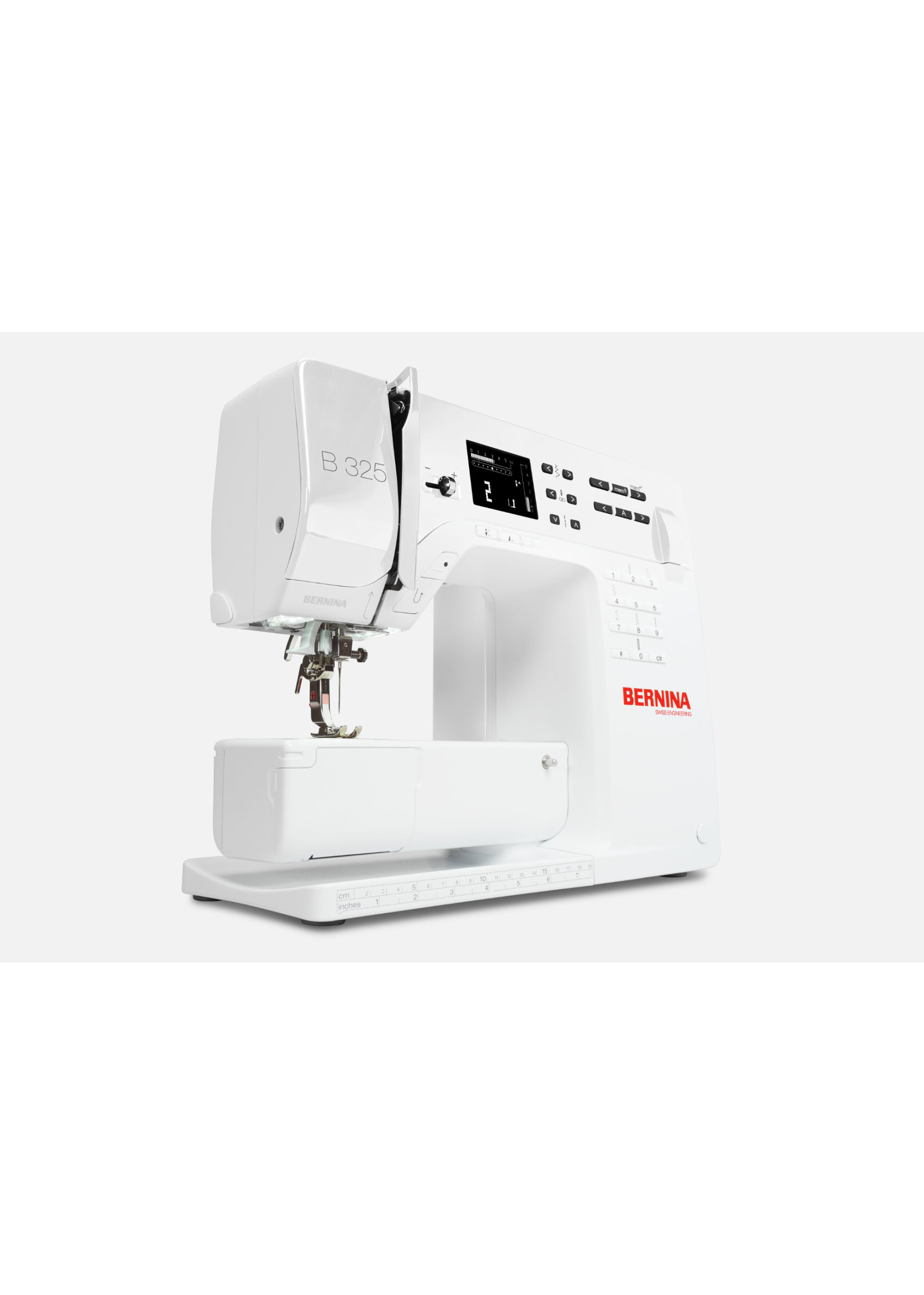 Bernina BERNINA 325 - AVAILABLE FOR IN-STORE PURCHASE ONLY