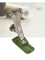 Bernina Bernina Straight Stitch with non stick foot (old style) #53