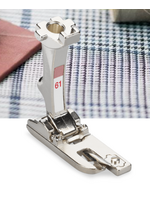 Bernina Bernina - #61 Zigzag Hemmer Foot (Fits Group: B/C/D/Ea2-4/Eb2-4/Ec/F/G) - 2mm