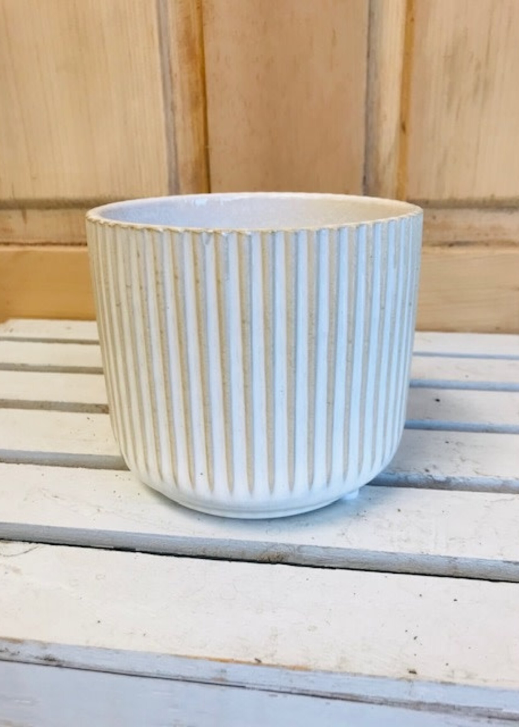 4.7'' Beige Pot