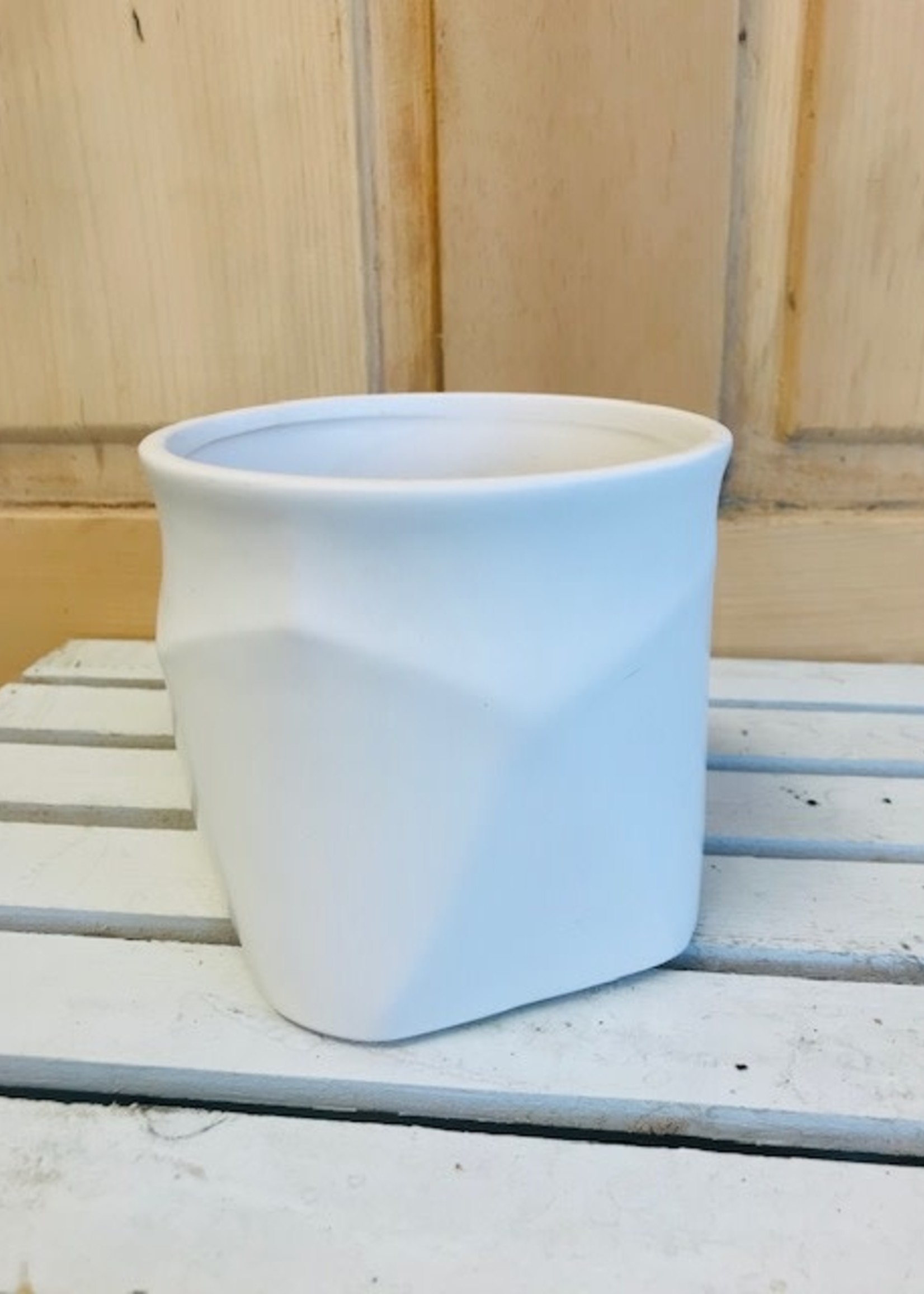4.7'' White Matte Pot