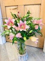 Lovely Lillies Standard