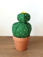 Ball Cactus Felt Hand Sewing Kit