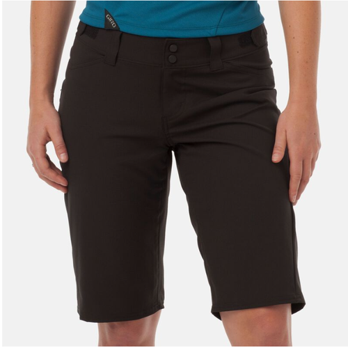 Giro WOMEN'S SHORT WITH LINER