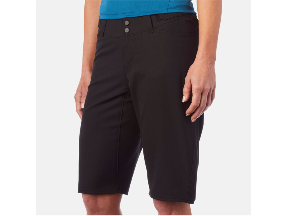 Giro WOMEN'S SHORT WITH LINER