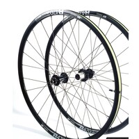 DT Swiss R470 db 700c 12mm Wheelset