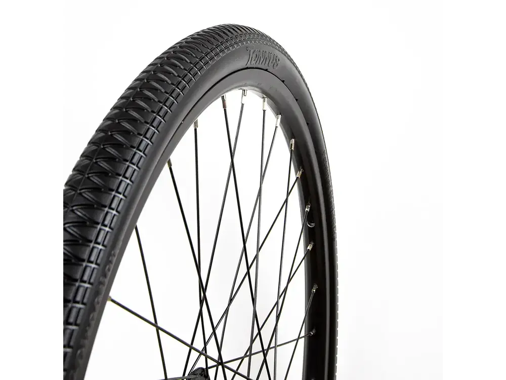 Tannus Razorblade: 26"x1.75" Airless Tire