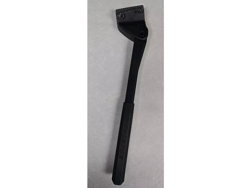 Aventon Pace 500.3 Kickstand