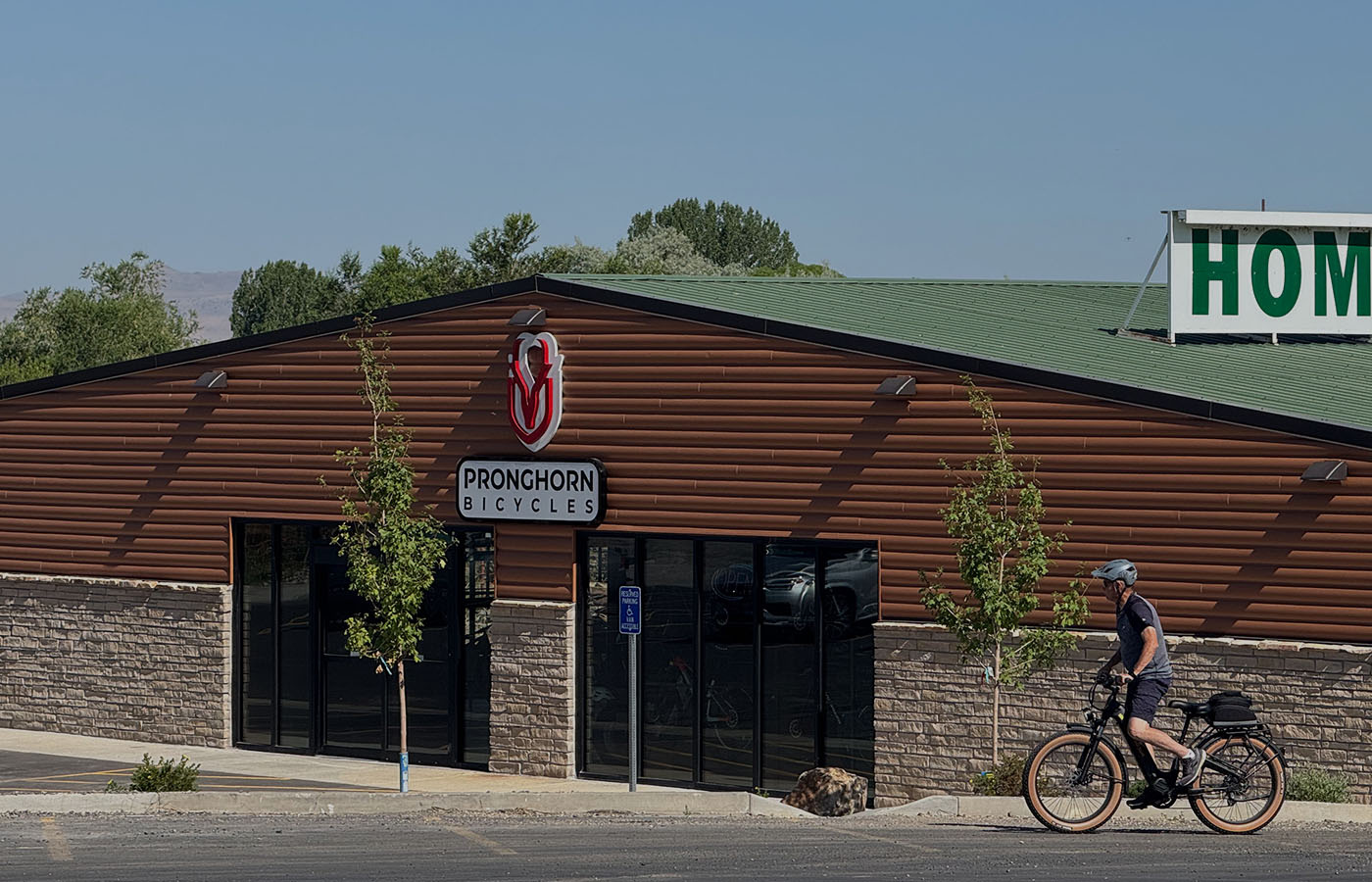 Image of the front of the new Perry Shop width=