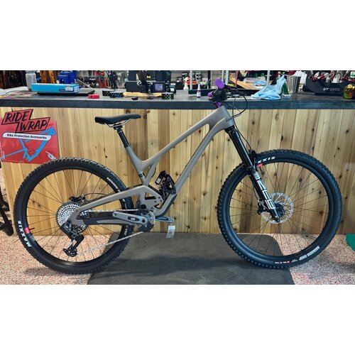 EVIL BIKES Wreckoning Baja Fog LS LG GX AXS Reserve 30HD / Dt Swiss 350 Wheelset