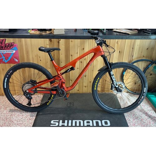 Revel Bikes Custom Ranger XL Tang Shimano Di2 Carbon Wheels