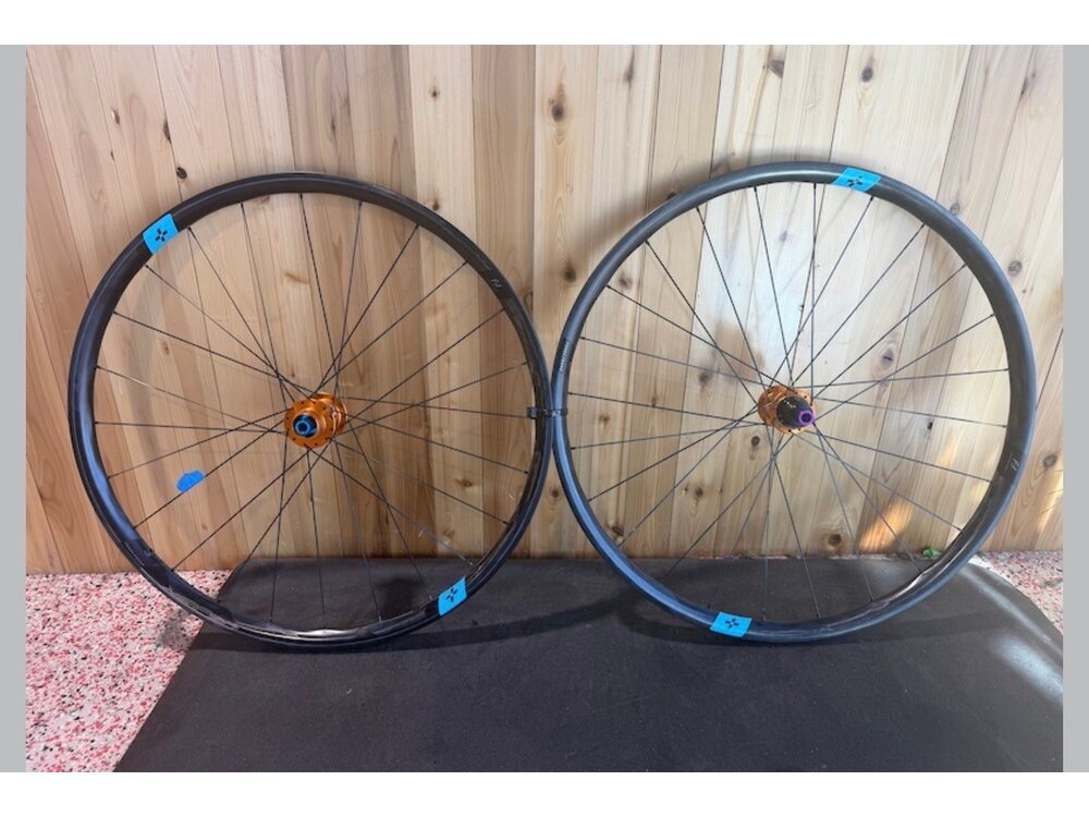Forge + Bond F+B GR25 / Onyx Wheelset 12x100 12x142 XD