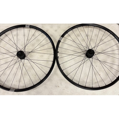 DT Swiss DT Swiss G1800 Wheelset 12x142 12x100 XDR