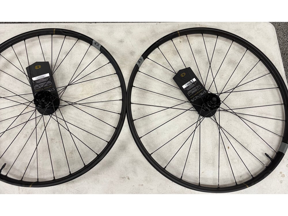 Crankbrothers Synthesis E Alloy MULLET 29 - 27.5 Boost HG