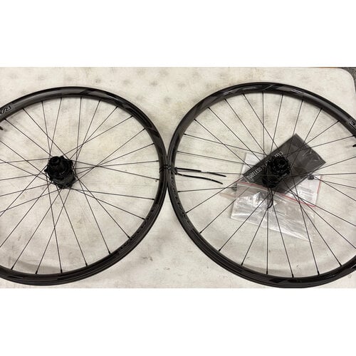 RaceFace Next R Carbon 31 MULLET 29 / 27.5 Boost HG