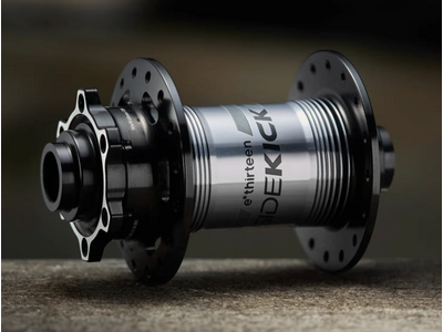 e*thirteen E*thirteen Sidekick FR Hub, 32h, 15/20x110 Boost, Blk/Silv NLS