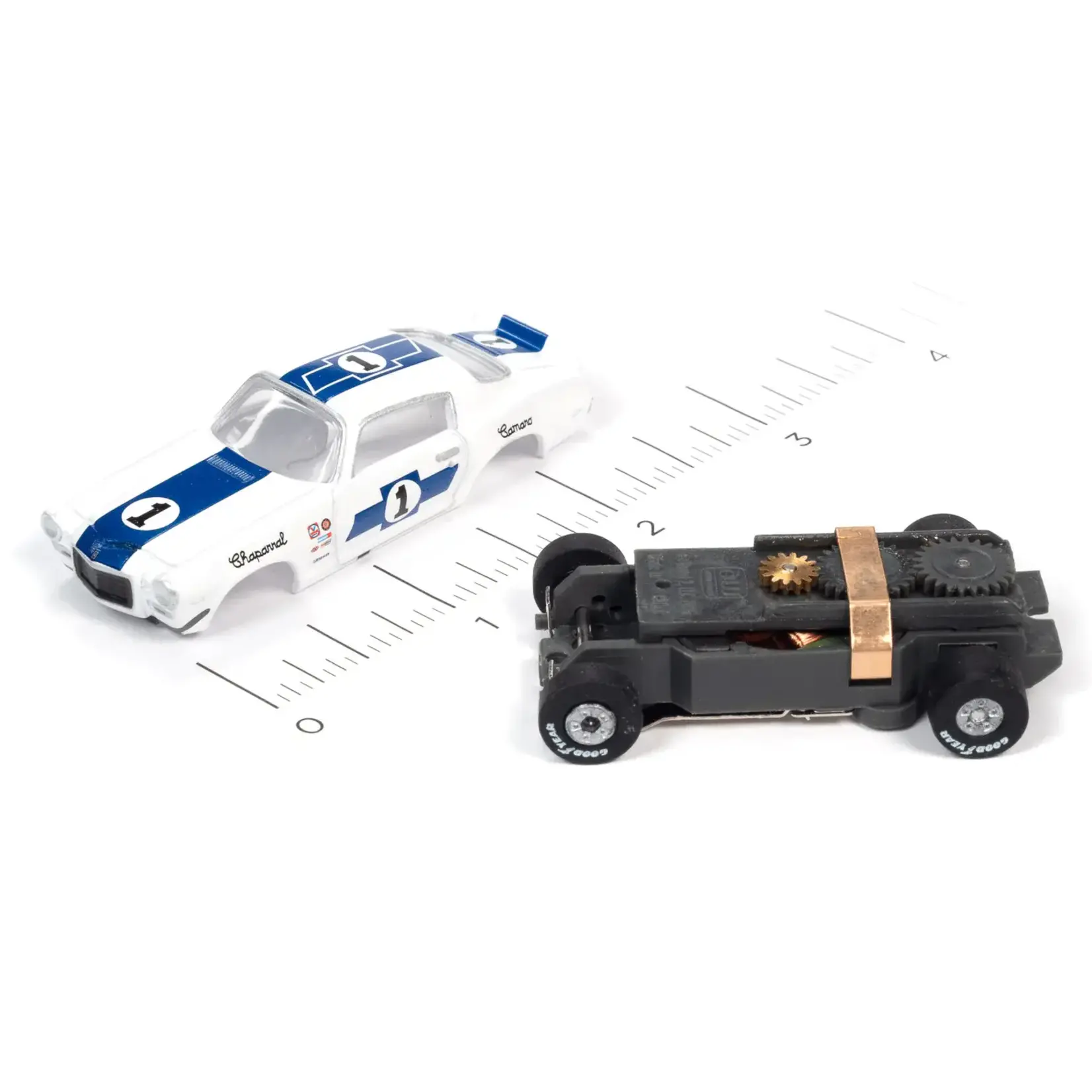 Auto World SC362A3 Auto World Thunderjet R32 Jim Hall - 1970 Chevy Camaro #1 HO Scale Slot Car