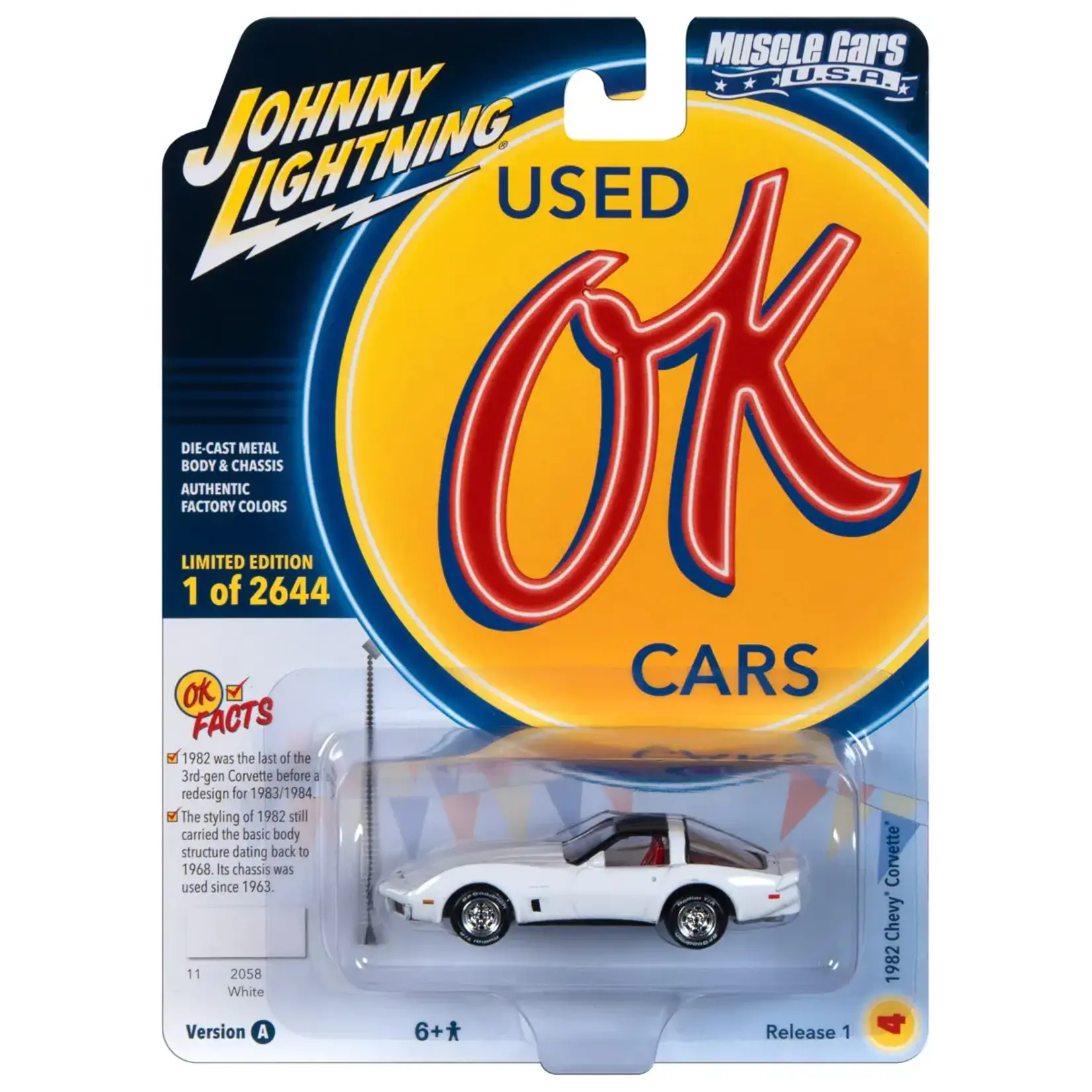 Johnny Lightning JLSP338A Johnny Lightning 1982 Chevrolet Corvette (Gloss White)