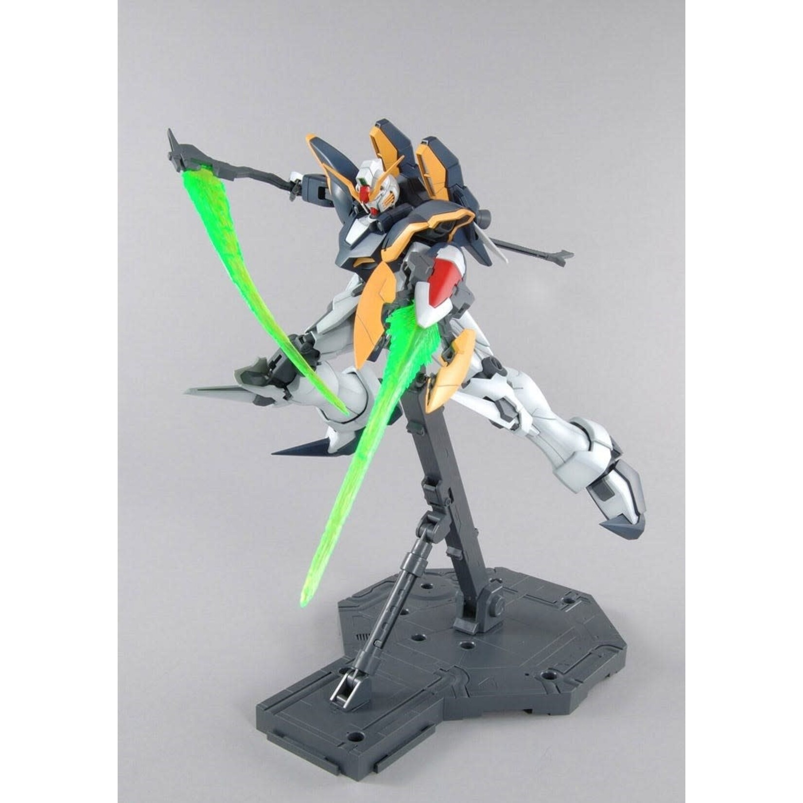 Bandai Bandai 2091973 MG Deathscythe (EW) "Gundam Endless Waltz"